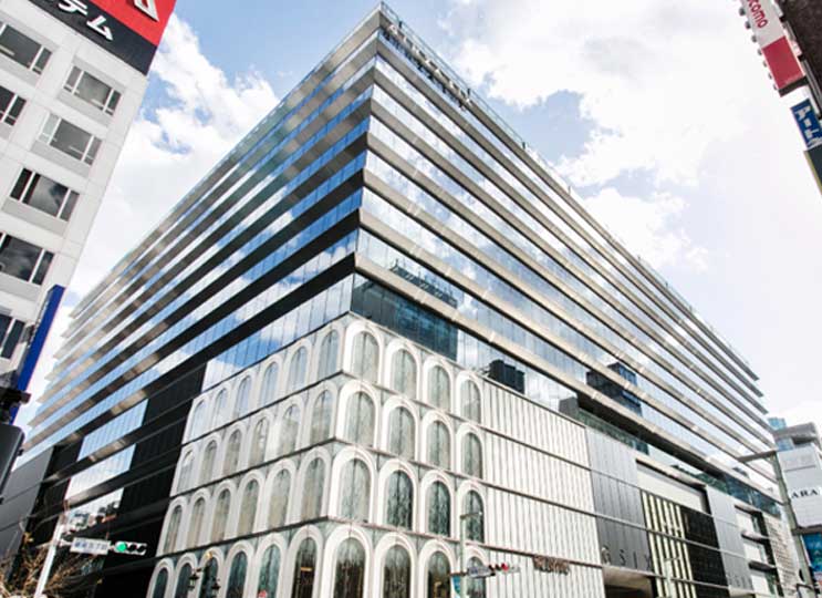 銀座SIX
